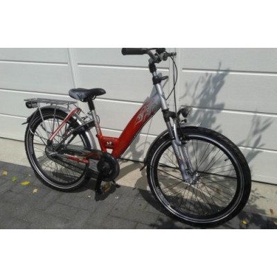 Alpina meisjes fietsen
